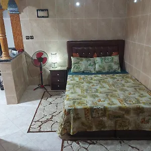 Avec Famille Apartamento